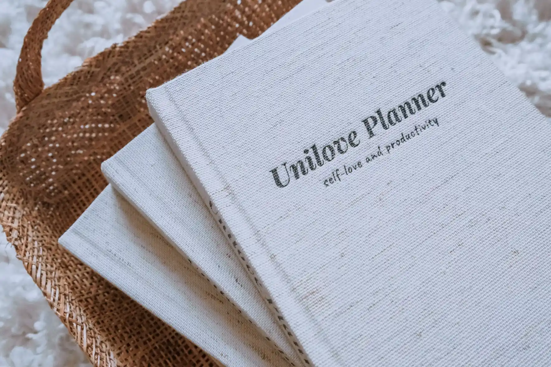 Startup playbooks and planning resources